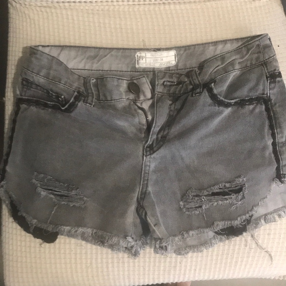 FREE PEOPLE